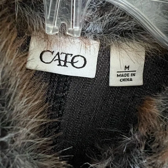 Denim & Sweater Jacket with Faux Fur Trim - Picture 6 of 9